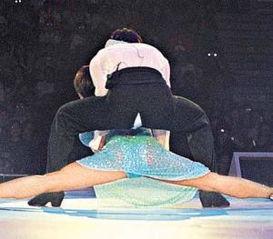 明星尴尬出丑镜头,明星出糗镜头大盘点